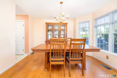 124 Cynrose Place, Meriden, CT 06451 - Photo 5