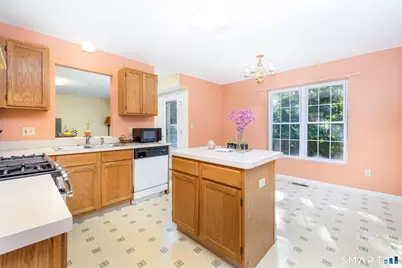 124 Cynrose Place, Meriden, CT 06451 - Photo 7