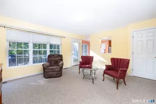 124 Cynrose Pl, Meriden, CT 06451 - Photo 11