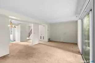 93 Park Ave, Danbury, CT 06810 - Photo 11