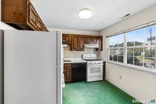 93 Park Ave, Danbury, CT 06810 - Photo 5
