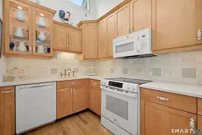 4 Heritage Circle #A, Southbury, CT 06488 - Photo 21