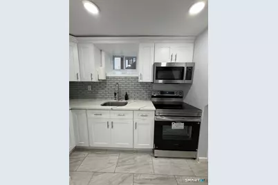 844 Colorado Avenue, Bridgeport, CT 06604 - Photo 7