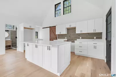 262 Great Plain Road #15, Danbury, CT 06810 - Photo 9
