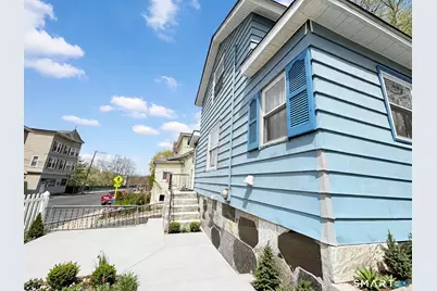 1109 East Main Street, Waterbury, CT 06705 - Photo 17