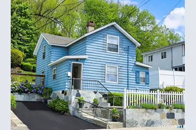 1109 East Main Street, Waterbury, CT 06705 - Photo 1