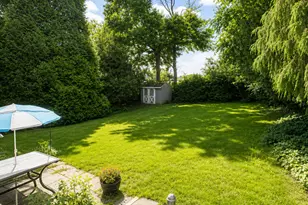 12 Windsor Rd, Hamden, CT 06517 - Photo 3