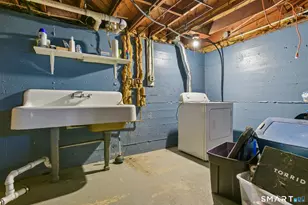 12 Windsor Rd, Hamden, CT 06517 - Photo 23