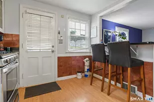 12 Windsor Rd, Hamden, CT 06517 - Photo 9