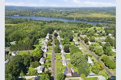27 Edgewood Road, Portland, CT 06480 - Photo 5