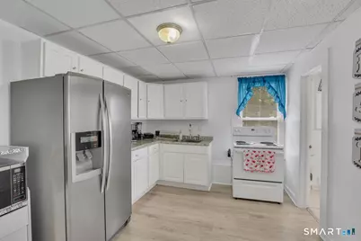 38 Webster Street, Meriden, CT 06450 - Photo 19