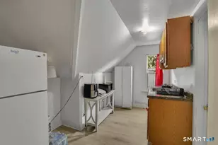 38 Webster St, Meriden, CT 06450 - Photo 33