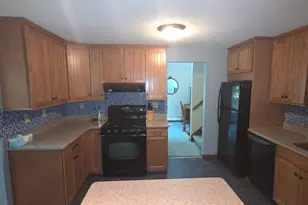51 Foxwood Rd S, Guilford, CT 06437 - Photo 21