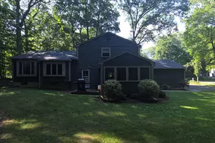 51 Foxwood Rd S, Guilford, CT 06437 - Photo 3