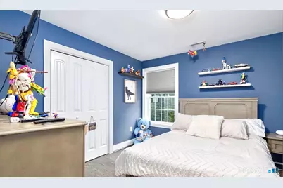 81 Evergreen Crossing, New Hartford, CT 06057 - Photo 17
