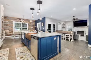 81 Evergreen Xing, New Hartford, CT 06057 - Photo 11