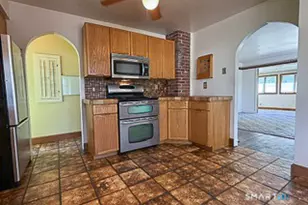 8 Sailors Ln, Milford, CT 06460 - Photo 7