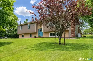 31 Circlewood Dr, Berlin, CT 06037 - Photo 9