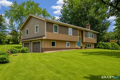 31 Circlewood Drive, Berlin, CT 06037 - Photo 1