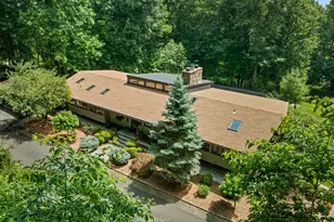 132 Signal Hill Rd, Wilton, CT 06897 - Photo 3