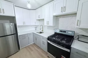 71 Strawberry Hill Ave, Stamford, CT 06902 - Photo 7