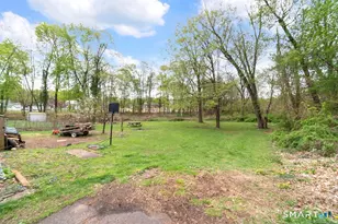 912 Corbin Ave, New Britain, CT 06052 - Photo 5