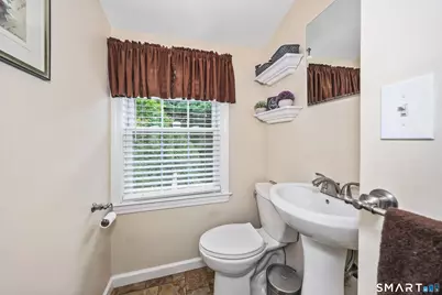 169 Circuit Avenue, Waterbury, CT 06708 - Photo 17