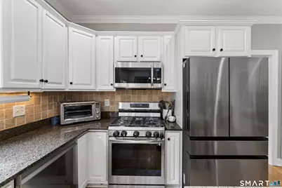 10 Pearl Street, Newtown, CT 06482 - Photo 7