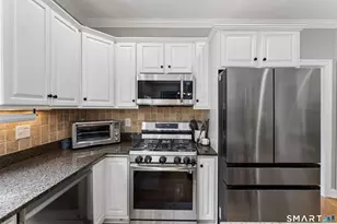 10 Pearl St, Newtown, CT 06482 - Photo 7