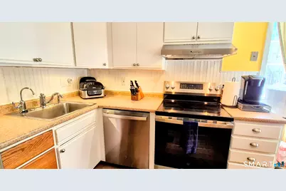 239 Old Farms Road #15C, Avon, CT 06001 - Photo 7