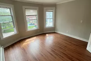 1389 Pembroke St, Bridgeport, CT 06608 - Photo 9