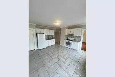 1389 Pembroke Street #2A, Bridgeport, CT 06608 - Photo 5