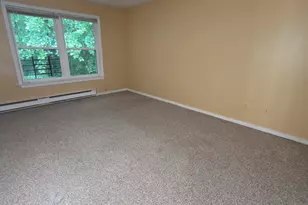 949 Pleasant Valley Rd, South Windsor, CT 06074 - Photo 17
