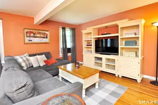 106 Cobblestone Way, Windsor, CT 06095 - Photo 7