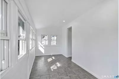 157 Fairview Avenue, Bridgeport, CT 06606 - Photo 31