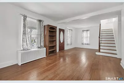 157 Fairview Avenue, Bridgeport, CT 06606 - Photo 9