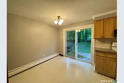 1370 Highland Avenue #11, Waterbury, CT 06708 - Photo 7