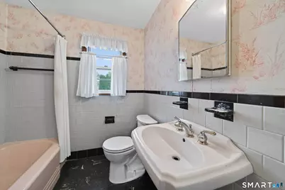 38 Chidsey Avenue, East Haven, CT 06512 - Photo 15