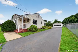 38 Chidsey Ave, East Haven, CT 06512 - Photo 3