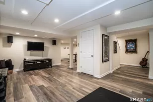 342 Mountain Rd, West Hartford, CT 06107 - Photo 33
