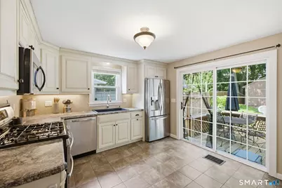 136 Rockwell Avenue, Bristol, CT 06010 - Photo 9