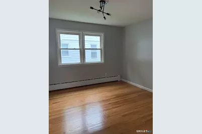 195 Alpine Street, Bridgeport, CT 06610 - Photo 5