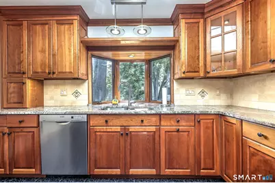 13 Crescent Bluff Avenue, Branford, CT 06405 - Photo 19