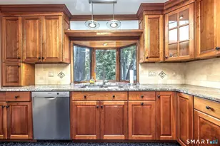 13 Crescent Bluff Ave, Branford, CT 06405 - Photo 19