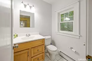 34 Clintonville Rd, North Haven, CT 06473 - Photo 21