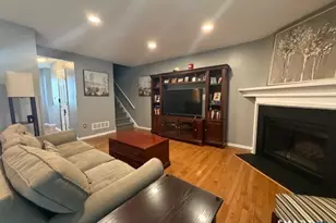 37 Country Pl, Shelton, CT 06484 - Photo 5