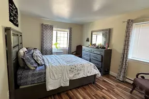 20 Teresa Pl, Bridgeport, CT 06606 - Photo 9