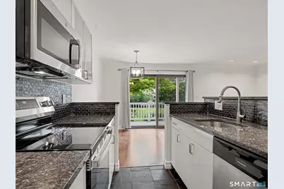 180 Glenbrook Road #9, Stamford, CT 06902 - Photo 5