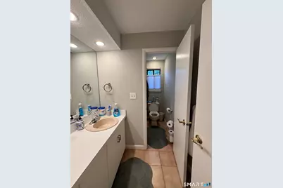 172 Beacon Hill Common #172, Beacon Falls, CT 06403 - Photo 11