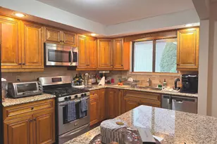 172 Beacon Hill Common, Beacon Falls, CT 06403 - Photo 7